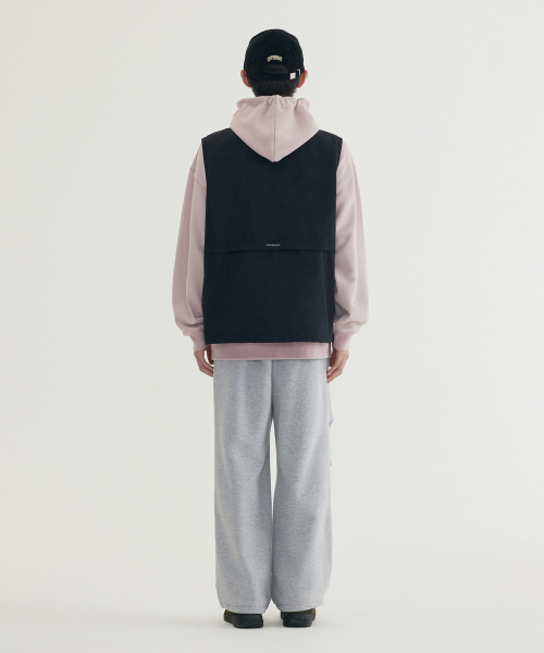COVERNAT(カバーナット)の「ウィンドブレーカー ベスト Black(ナイロンジャケット・メンズ・その他・SMALL/MEDIUM/LARGE/X-LARGE/XX-LARGE)」の6枚目の写真