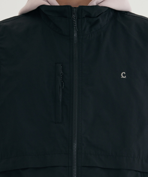 COVERNAT(カバーナット)の「ウィンドブレーカー ベスト Black(ナイロンジャケット・メンズ・その他・SMALL/MEDIUM/LARGE/X-LARGE/XX-LARGE)」の7枚目の写真