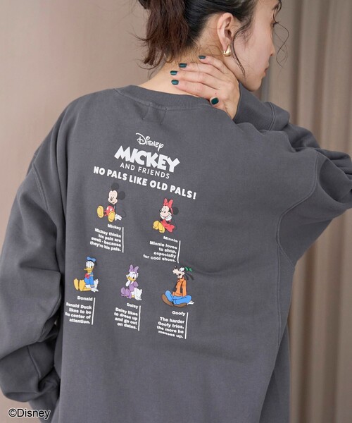 coen（コーエン）の「【MICKEY（ミッキー）/別注】アソートロゴ裏毛スウェット（WEB限定サイズあり）（スウェット・レディース・オフホワイト/その他6/ロイヤルブルー/ダークグレー/その他3/その他2/その他1/その他8/ピンク/その他5/その他7/その他4/ナチュラル・M/XL/L）」の2枚目の写真