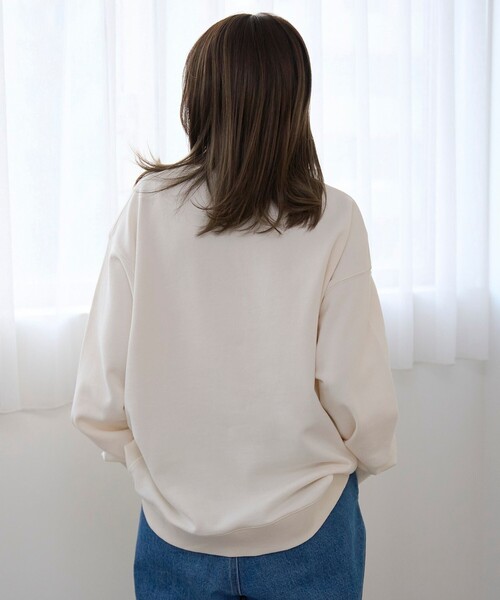 coen（コーエン）の「【MICKEY（ミッキー）/別注】アソートロゴ裏毛スウェット（WEB限定サイズあり）（スウェット・レディース・オフホワイト/その他6/ロイヤルブルー/ダークグレー/その他3/その他2/その他1/その他8/ピンク/その他5/その他7/その他4/ナチュラル・M/XL/L）」の15枚目の写真