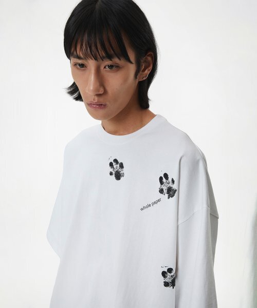 WHOLE PAPER（ホールペーパー）の「ドッグパウプリントグラフィックボックスTシャツ（Tシャツ/カットソー・レディース・その他・XX-LARGE/X-LARGE）」の2枚目の写真