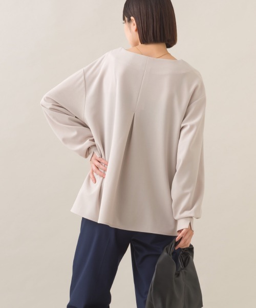 OMNES(オムネス)の「【BEAUTIFUL FRIDAY】キーネックブラウス(シャツ/ブラウス・レディース・グレー/ネイビー・MEDIUM/LARGE)」の5枚目の写真