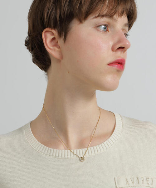AVIREX（アヴィレックス）の「HEART HORSESHOE CZ NECKLACE（GOLD) by J.H.M CO.,LTD.（ネックレス・レディース・ゴールド・F）」の2枚目の写真