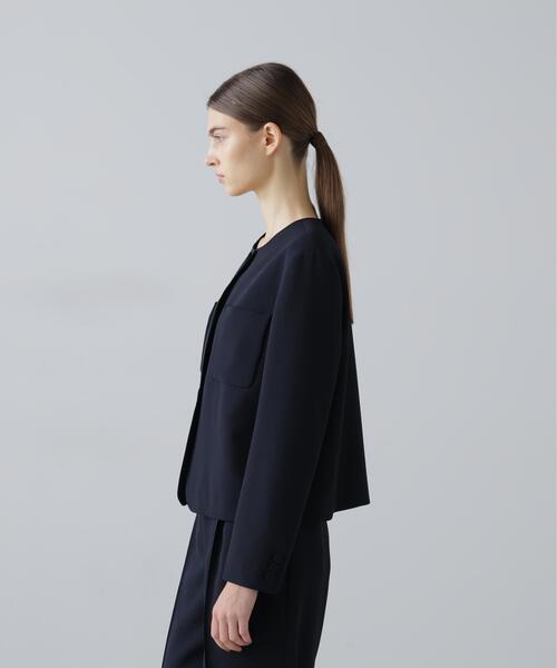 ADORE(アドーア)の「◆ストレッチジョーゼットジャケット(ノーカラージャケット・レディース・ネイビー/ベージュ・38)」の8枚目の写真