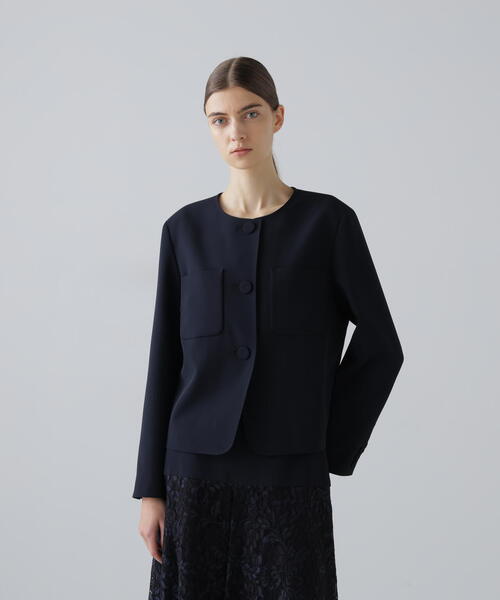 ADORE(アドーア)の「◆ストレッチジョーゼットジャケット(ノーカラージャケット・レディース・ネイビー/ベージュ・38)」の20枚目の写真