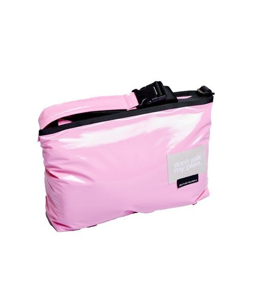 DAMP(ドントアスクマイプラン)の「2WAY padded messenger bag_pink(メッセンジャーバッグ・レディース・その他・ONE SIZE)」の4枚目の写真