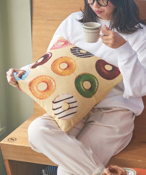 BIRTHDAY BAR(バースデイバー)の「≪BIRTHDAY BARオリジナル≫【B-DAY DONUTS】ドーナッツクッションカバー(クッション/クッションカバー・レディース・アイボリー・0)」の1枚目の写真