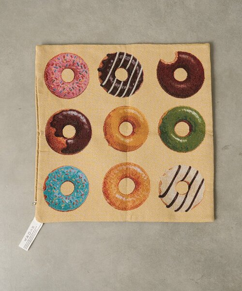BIRTHDAY BAR(バースデイバー)の「≪BIRTHDAY BARオリジナル≫【B-DAY DONUTS】ドーナッツクッションカバー(クッション/クッションカバー・レディース・アイボリー・0)」の5枚目の写真