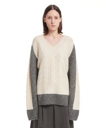 TRUNK PROJECT（トランクプロジェクト）の「Grey V Neck Cable Knit Sweater（ニット/セーター）」