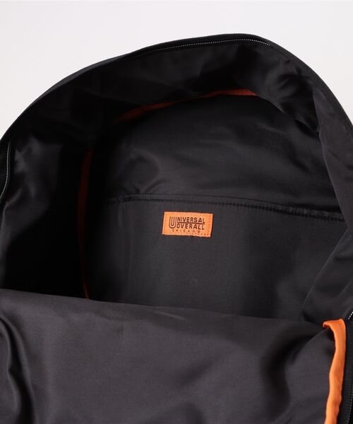 UNIVERSAL OVERALL(ユニバーサルオーバーオール)の「【RES】【UNIVERSAL OVERALL】Daily backpack(ショルダーバッグ・メンズ・ブラック・FREE)」の3枚目の写真