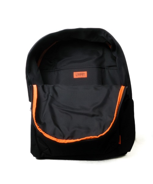 UNIVERSAL OVERALL(ユニバーサルオーバーオール)の「【RES】【UNIVERSAL OVERALL】Daily backpack(ショルダーバッグ・メンズ・ブラック・FREE)」の15枚目の写真