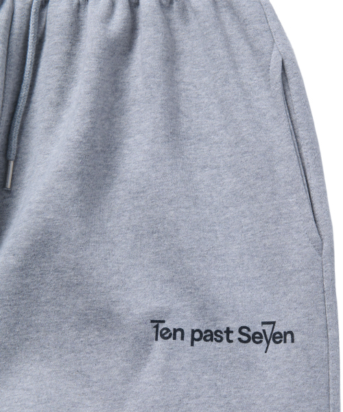 TEN PAST SEVEN(テン ファスト セブン)の「オーバーサイズジョガーパンツ - グレー(スウェットパンツ・メンズ・その他・SMALL/LARGE)」の11枚目の写真