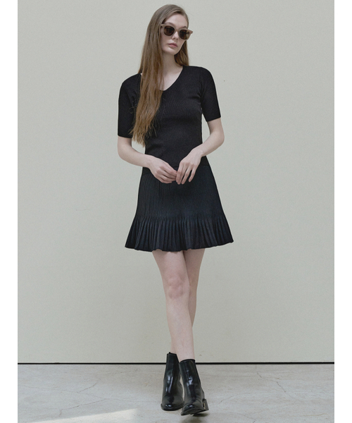 AVANT-G(アバン)の「A-line Mini Pleated Skirt - black(スカート・レディース・その他・FREE)」の1枚目の写真