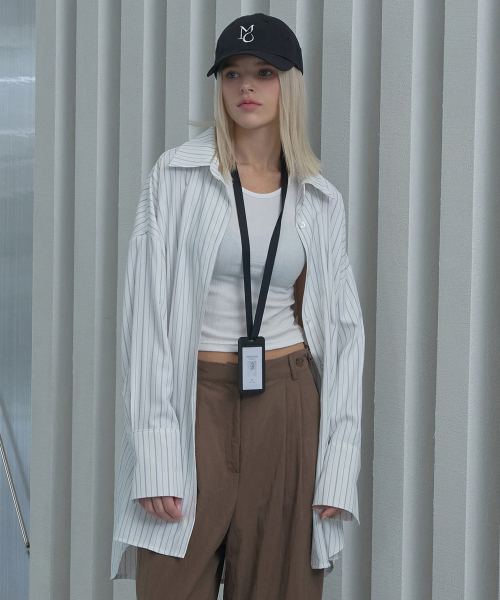 MOIREMOA（モアレモア）の「Logo Stripe Over Shirt-White（シャツ/ブラウス・レディース・ホワイト・FREE）」の3枚目の写真