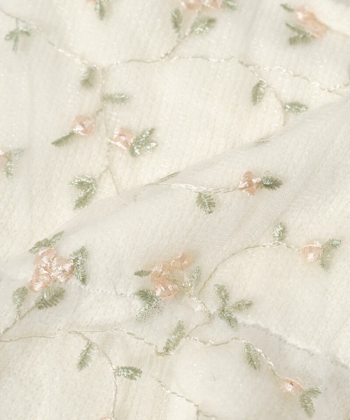 flower(フラワー)の「フラッフィーロージービスチェ(キャミソール・レディース・ホワイト/グレー・FREE)」の12枚目の写真