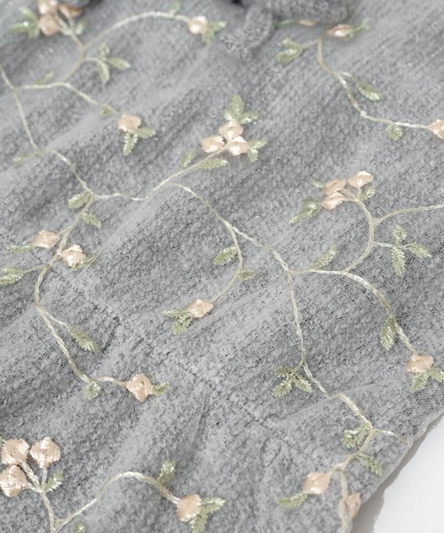 flower(フラワー)の「フラッフィーロージービスチェ(キャミソール・レディース・ホワイト/グレー・FREE)」の18枚目の写真