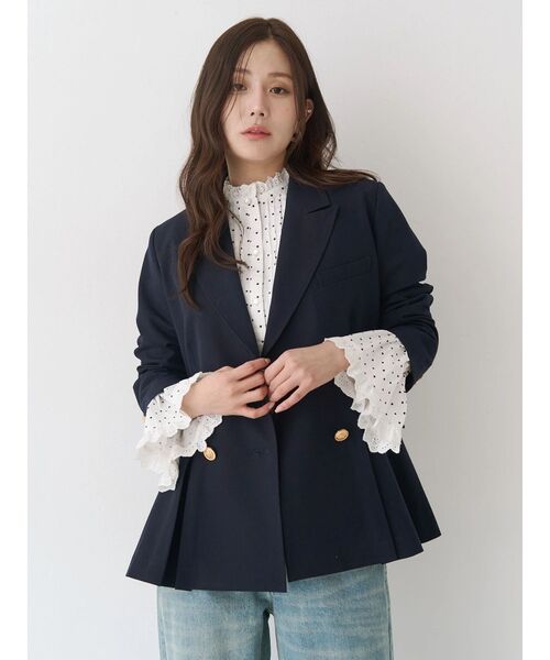 CALNAMUR（カルナムール）の「ダブルブレストペプラムジャケット（ノーカラージャケット・レディース・ネイビー・SMALL/MEDIUM）」の9枚目の写真