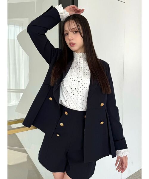 CALNAMUR(カルナムール)の「ダブルブレストペプラムジャケット(ノーカラージャケット・レディース・ネイビー・SMALL/MEDIUM)」の16枚目の写真