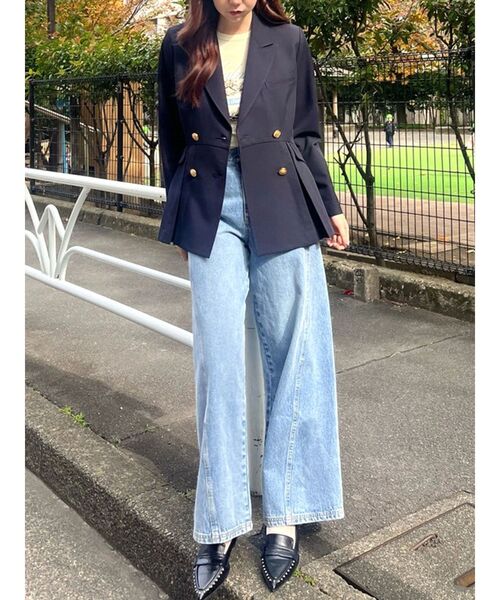 CALNAMUR(カルナムール)の「ダブルブレストペプラムジャケット(ノーカラージャケット・レディース・ネイビー・SMALL/MEDIUM)」の9枚目の写真