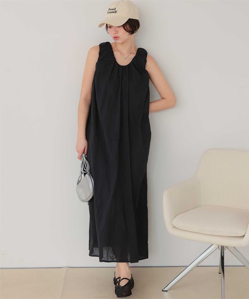 titivate(ティティベイト)の「刺繍ギャザーノースリーブワンピース(ワンピース・レディース・オフホワイト/ブラック・FREE)」の10枚目の写真