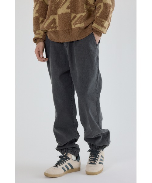 RODEO CROWNS WIDE BOWL（ロデオクラウンズワイドボウル）の「チルイージーデニムJOGパンツ（デニムパンツ・メンズ・ブラック/ブルー・MEDIUM/LARGE）」の3枚目の写真