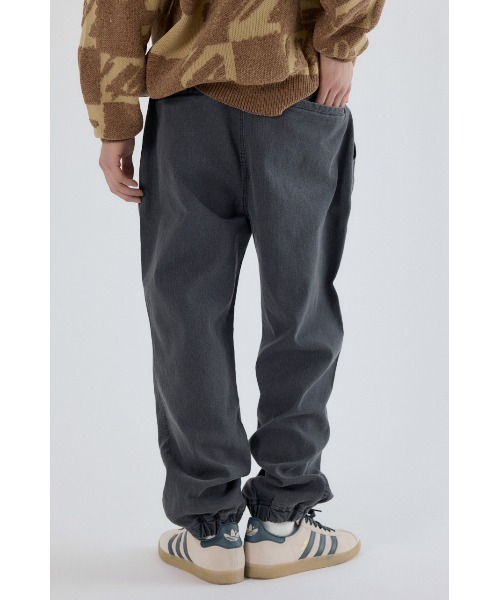 RODEO CROWNS WIDE BOWL（ロデオクラウンズワイドボウル）の「チルイージーデニムJOGパンツ（デニムパンツ・メンズ・ブラック/ブルー・MEDIUM/LARGE）」の5枚目の写真