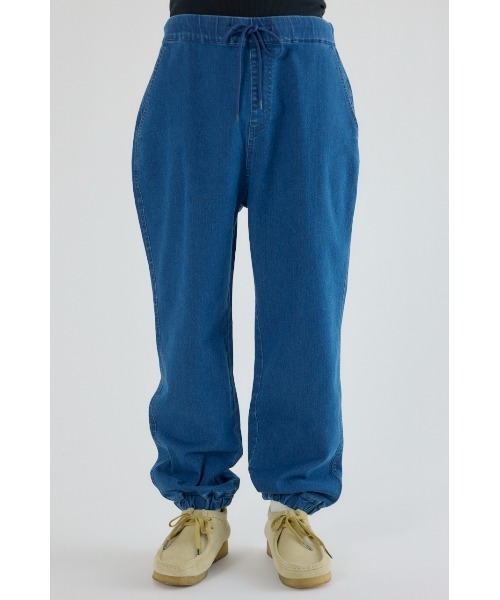 RODEO CROWNS WIDE BOWL（ロデオクラウンズワイドボウル）の「チルイージーデニムJOGパンツ（デニムパンツ・メンズ・ブラック/ブルー・MEDIUM/LARGE）」の14枚目の写真