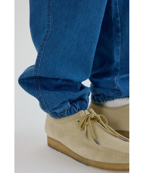 RODEO CROWNS WIDE BOWL（ロデオクラウンズワイドボウル）の「チルイージーデニムJOGパンツ（デニムパンツ・メンズ・ブラック/ブルー・MEDIUM/LARGE）」の20枚目の写真