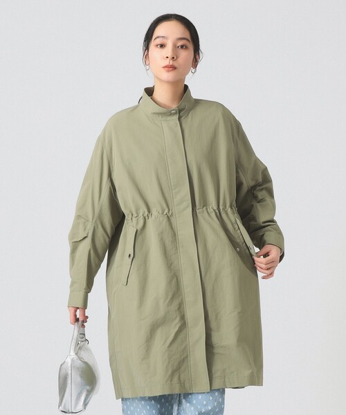 Ray BEAMS（レイビームス）の「バック タック スタンドカラー コート（吸水速乾・UVカット）（ステンカラーコート・レディース・オリーブ/ベージュ/ブラック・ONE SIZE）」の15枚目の写真