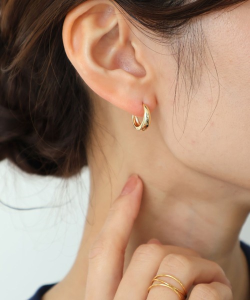 Rennet(レネット)の「【 金属アレルギー対応 】 ステンレス ぷっくりシンプルフープピアス(ピアス(両耳用)・レディース・シルバー/ゴールド・MEDIUM/SMALL/LARGE)」の12枚目の写真