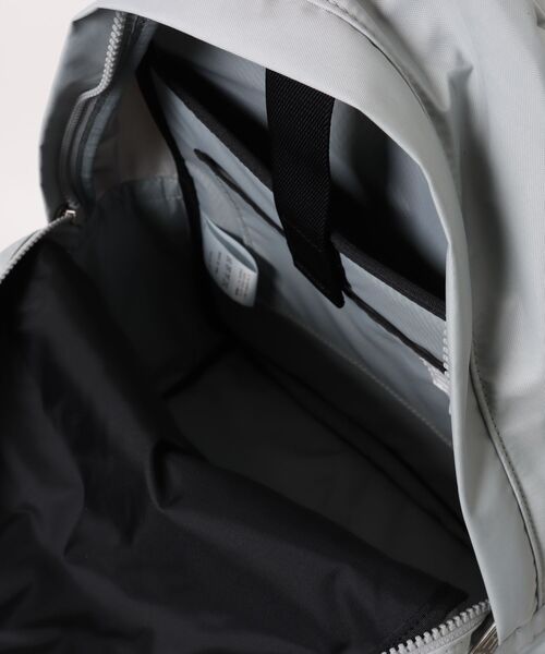 CIE（シー）の「【CIE】DAYPACK 022100（バックパック/リュック・メンズ・ブラック・FREE）」の4枚目の写真