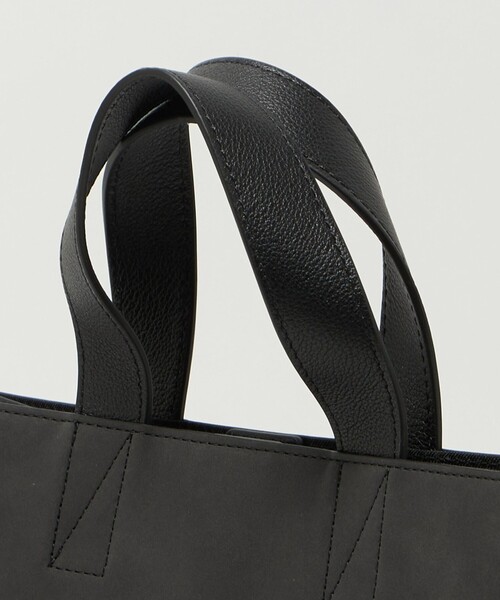 BEAUTY&YOUTH UNITED ARROWS（ビューティーアンドユースユナイテッドアローズ）の「マット ミニ トート バッグ A4（トートバッグ・メンズ・ダークグレー/ベージュ・FREE）」の10枚目の写真