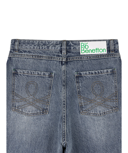 Bb' BENETTON（ビーフラットベネトン）の「ワイドウォッシュドデニムパンツ (ライトブルー)（デニムパンツ・レディース・その他・S/M）」の2枚目の写真