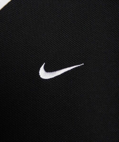 NIKE(ナイキ)の「ナイキ スポーツウェア ウィメンズ オーバーサイズド ロングスリーブ ポロ / Nike Sportswear Women's Oversized Long-Sleeve Polo IF0358-010 Black(ポロシャツ・レディース・ブラック・XL/S/XS/L/M)」の3枚目の写真