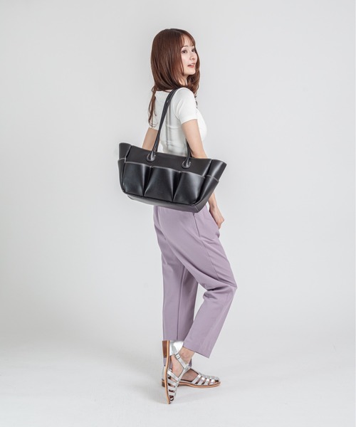 ADD CULUMN(アドカラム)の「【ADD CULUMN/アドカラム】横長トートバッグ PORTION M(トートバッグ・レディース・ブラック/ベージュ・FREE)」の7枚目の写真