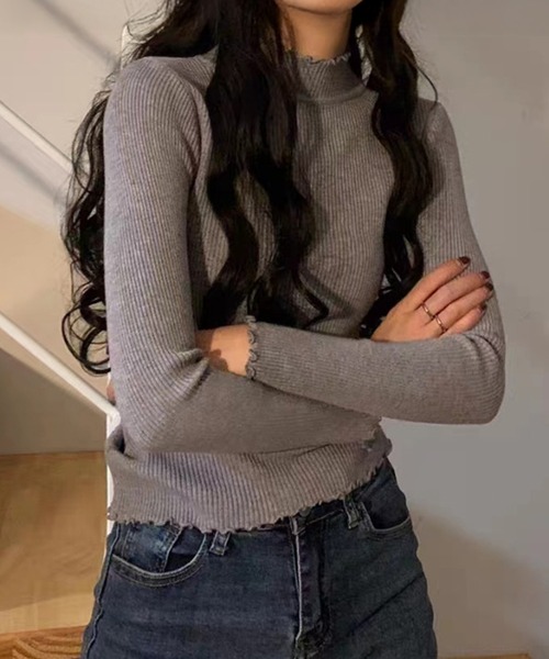 by LEGNA(バイレグナ)の「メロウフリル リブニット(ニット/セーター・レディース・ベージュ/グレー/ダークブラウン/ワインレッド/ブルー/ブラック/アイボリー/イエロー・FREE)」の13枚目の写真
