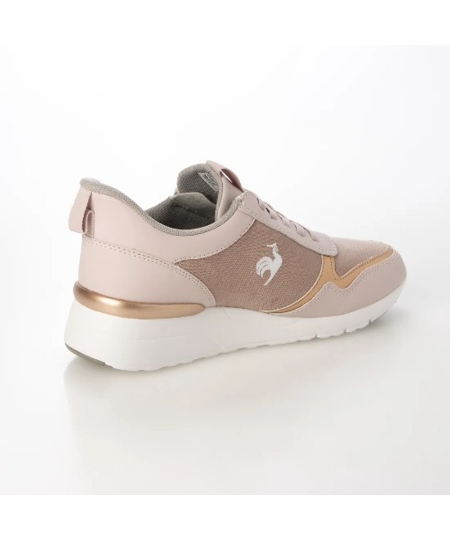 le coq sportif(ルコックスポルティフ)の「リフトアップスニーカー(LCS シャルテ リフト SI)(スニーカー・レディース・サーモンピンク/ホワイトゴールド・22.5cm/23cm/23.5cm/24cm/24.5cm)」の4枚目の写真