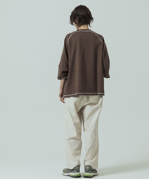 SLICK（スリック）の「【SLICK/スリック】Long Slub Curve Seam Pullover/スラブ天竺配色ステッチクルーネックプルオーバー（Tシャツ/カットソー・メンズ・ブラック/ブラウン・1/2/3）」の21枚目の写真