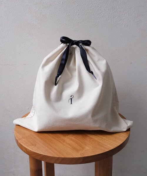 Chez toi（シェトワ）の「【ITAMI企画】タックミニボストンBAG（ボストンバッグ・レディース・ベージュ/ブラック・FREE）」の10枚目の写真