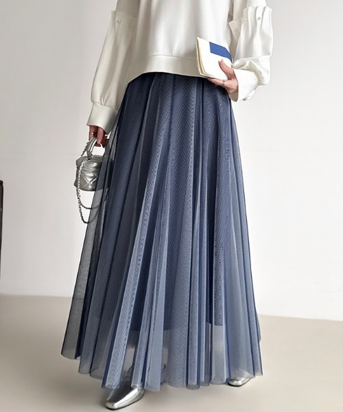 COCOMOMO(ココモモ)の「透け感が重なる、奥行きレイヤード。 レイヤードチュールスカート チュールスカート ボリューム レギュラー ロング スカート オケージョン(スカート・レディース・ブラック/ブルー/カーキブラウン・レギュラー丈/ロング丈)」の16枚目の写真
