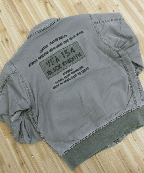 AVIREX(アヴィレックス)の「FADED NYLON TYPE CWU-36P JACKET(MA-1・メンズ・チャコールグレー/セージグリーン・XL/M/XXL/L)」の8枚目の写真