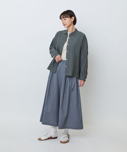 LOISIR(ロワズィール)の「グランジリネンボクシーシャツ(シャツ/ブラウス・レディース・カーキ/ネイビー/ピンク/ライトグレー/オフホワイト・FREE)」の8枚目の写真