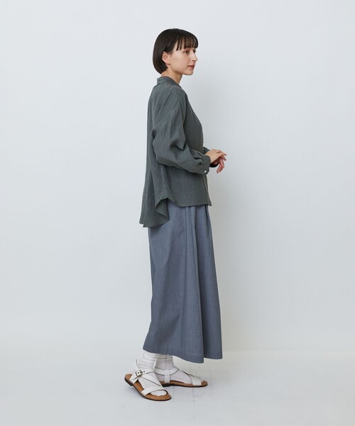 LOISIR(ロワズィール)の「グランジリネンボクシーシャツ(シャツ/ブラウス・レディース・カーキ/ネイビー/ピンク/ライトグレー/オフホワイト・FREE)」の9枚目の写真