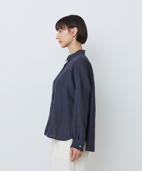 LOISIR(ロワズィール)の「グランジリネンボクシーシャツ(シャツ/ブラウス・レディース・カーキ/ネイビー/ピンク/ライトグレー/オフホワイト・FREE)」の18枚目の写真