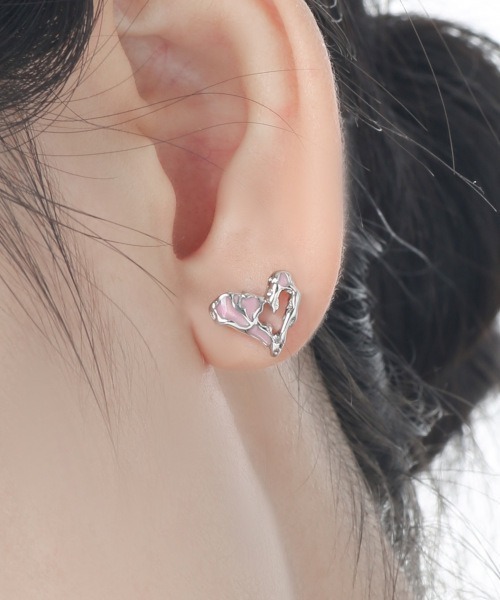 Y2Kデザインハートモチーフペアピアス(MA/EKW146)（ピアス（両耳用