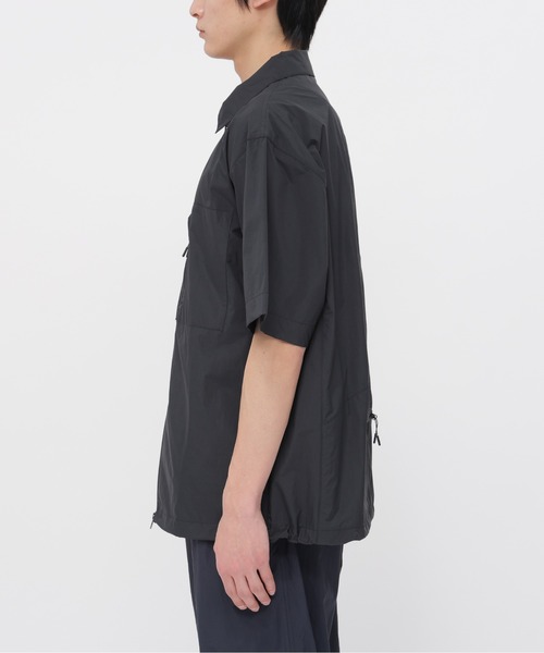MARGARET HOWELL（マーガレットハウエル）の「WATER REPELLENT LIGHTWEIGHT NY（Tシャツ/カットソー・メンズ・ライトグレー/ブラック・X-LARGE/MEDIUM/LARGE）」の6枚目の写真