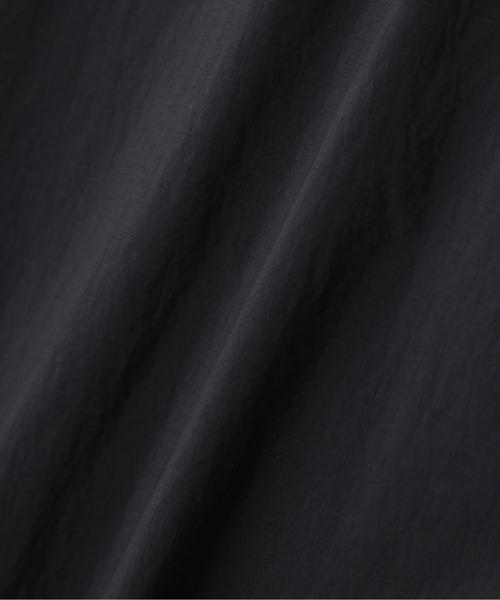 MARGARET HOWELL（マーガレットハウエル）の「WATER REPELLENT LIGHTWEIGHT NY（Tシャツ/カットソー・メンズ・ライトグレー/ブラック・X-LARGE/MEDIUM/LARGE）」の9枚目の写真