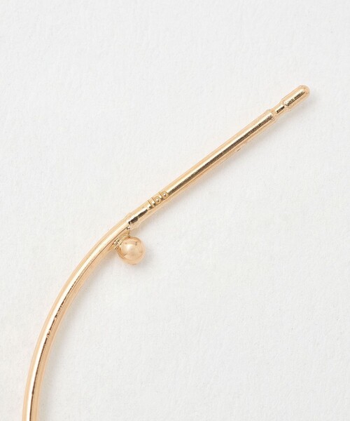 les bonbon(ルボンボン)の「<les bonbon × otonaMUSE × UNITED ARROWS>BONE ピアス(ピアス(両耳用)・レディース・ゴールド・FREE)」の4枚目の写真