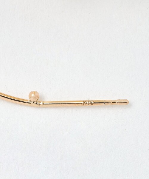 les bonbon(ルボンボン)の「<les bonbon × otonaMUSE × UNITED ARROWS>BONE ピアス(ピアス(両耳用)・レディース・ゴールド・FREE)」の3枚目の写真