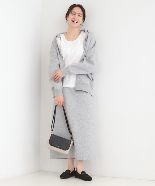 SHOO・LA・RUE（シューラルー）の「【前後2WAY/S-LL】毎日のお供に ランダムテレコタンクトップ（タンクトップ・レディース・チャコールグレー/ブラック系2/ホワイト/ブラック・03/02/01/04）」の9枚目の写真